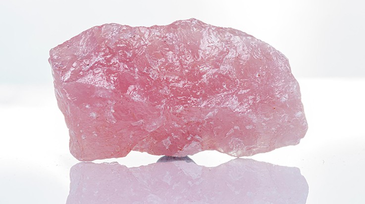 Rose quartz shop benefits of wearing