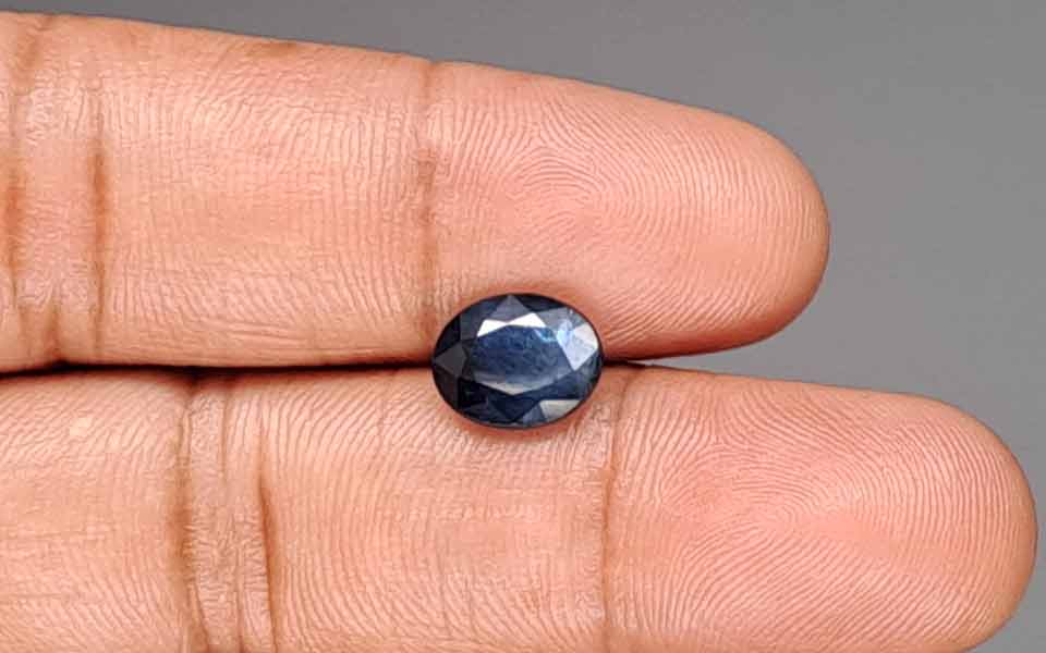 Blue Sapphire - 3.13 Carat