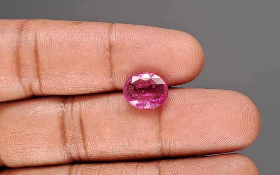 Ruby - 5.44 Carat