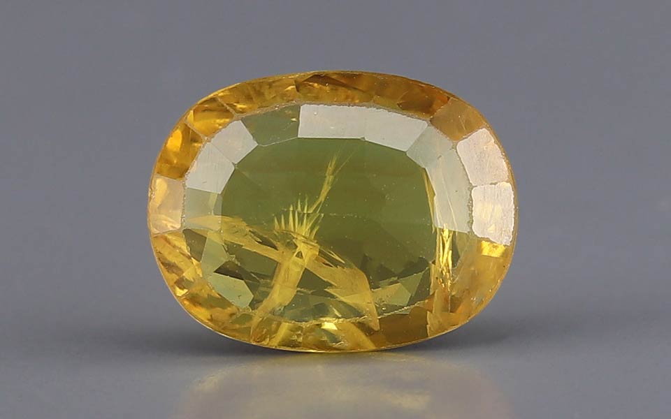 Yellow Sapphire - 4.27 Carat