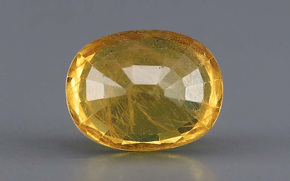 Yellow Sapphire - 4.46 Carat