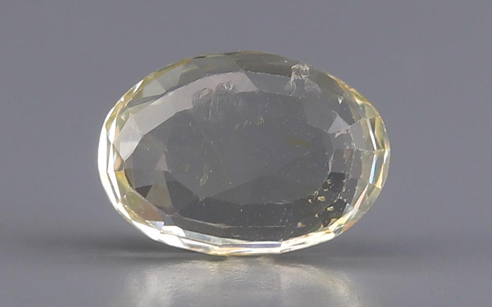 Yellow Sapphire - 3.26 Carat