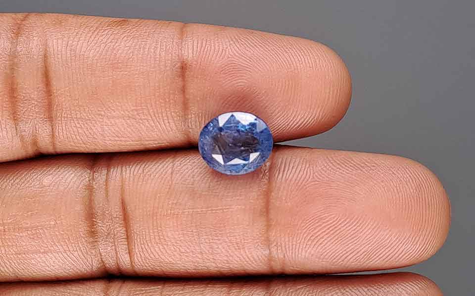 Blue Sapphire - 5.35 Carat