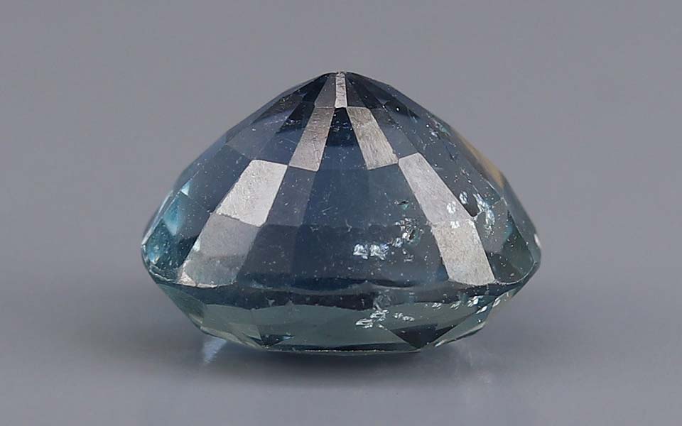 Blue Sapphire - 6.96 Carat