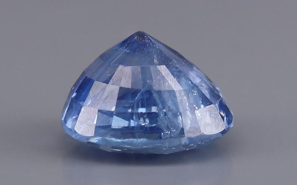 Blue Sapphire - 7.18 Carat