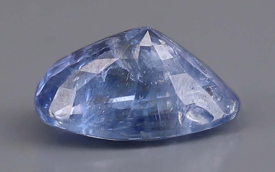 Blue Sapphire - 5.96 Carat