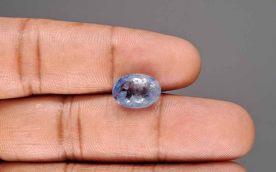 Blue Sapphire - 6.26 Carat