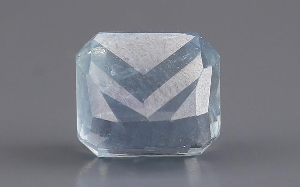 Blue Sapphire - 5.00 Carat