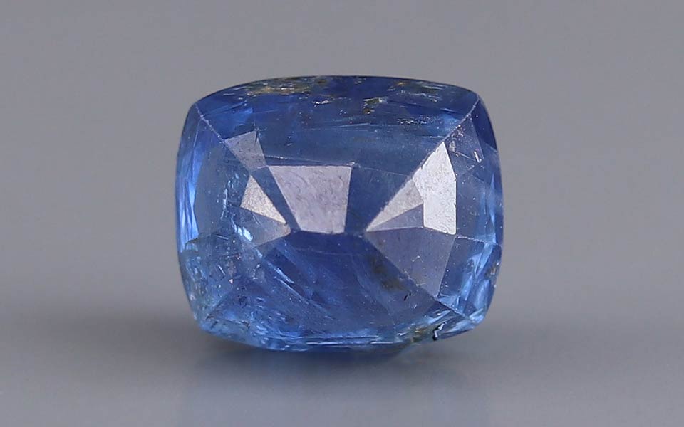 Blue Sapphire - 5.57 Carat