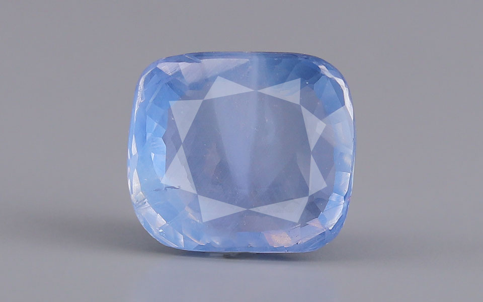 Blue Sapphire - 5.20 Carat