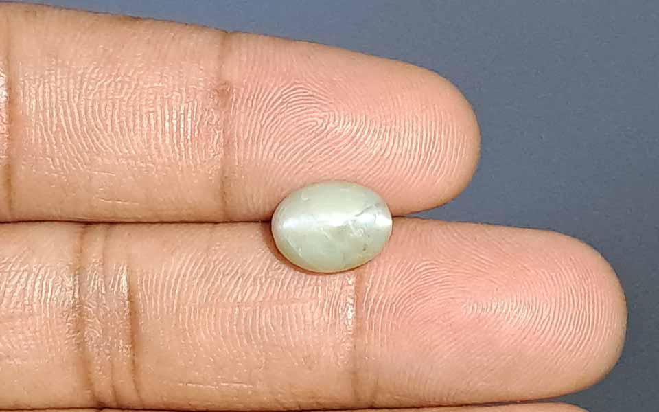Alexandrite Cat's Eye - 5.30 Carat