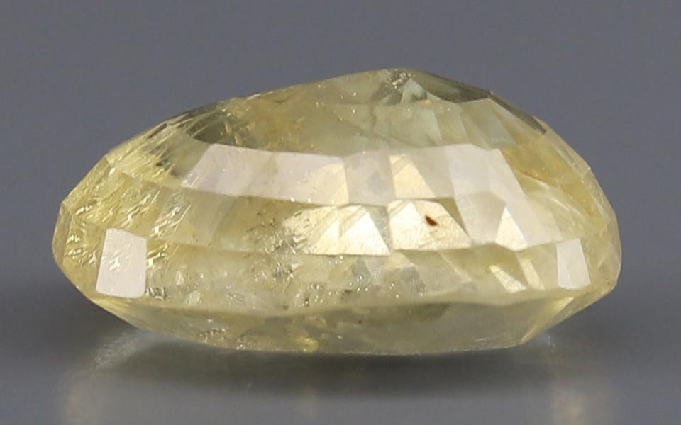 Yellow Sapphire - 5.54 Carat