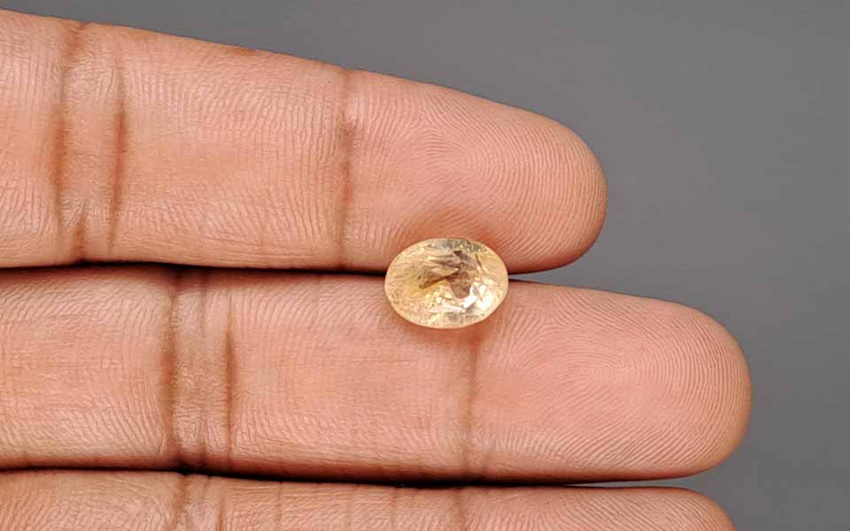 Yellow Sapphire - 5.17 Carat
