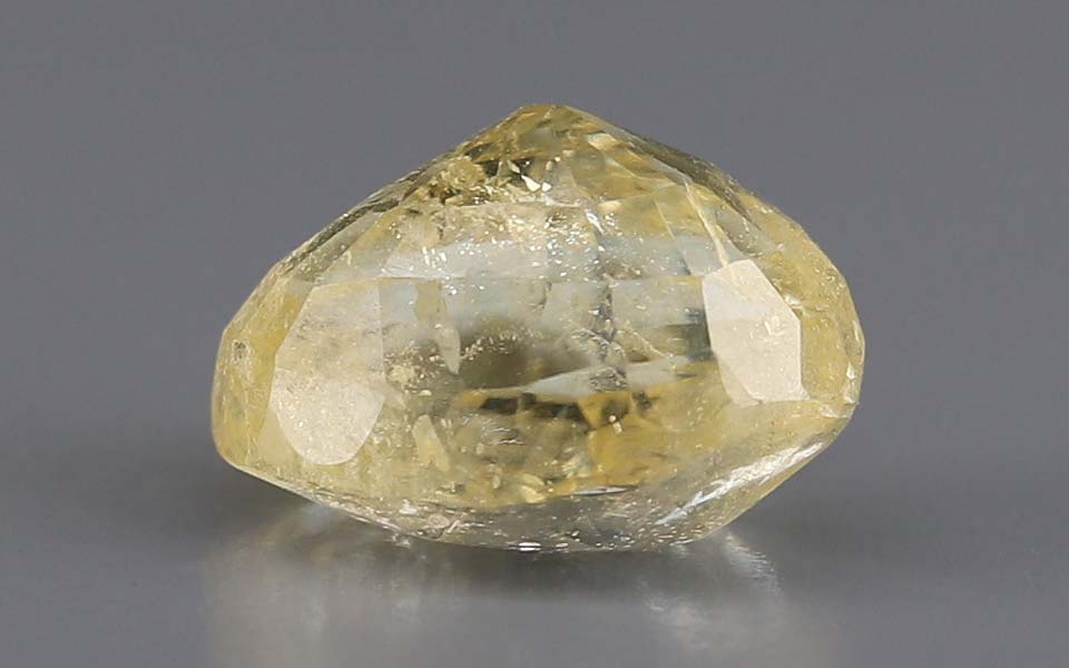 Yellow Sapphire - 5.17 Carat