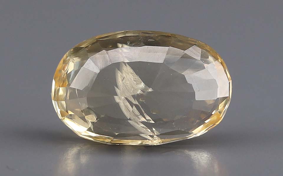 Yellow Sapphire - 5.67 Carat