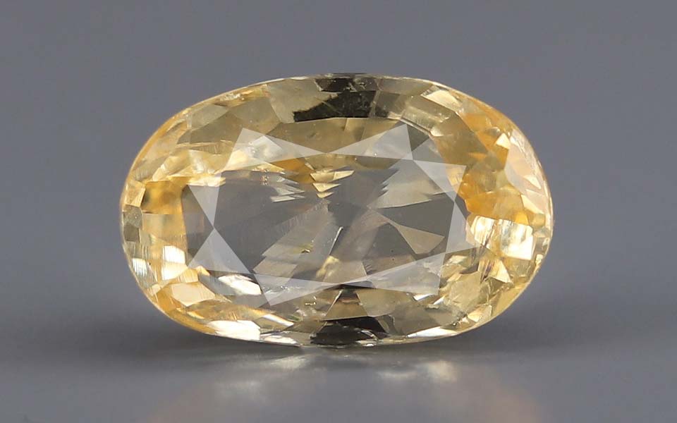 Yellow Sapphire - 5.67 Carat