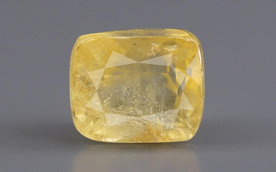 Yellow Sapphire - 4.71 Carat