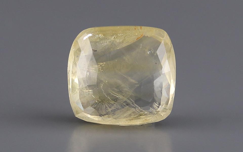 Yellow Sapphire - 4.55 Carat