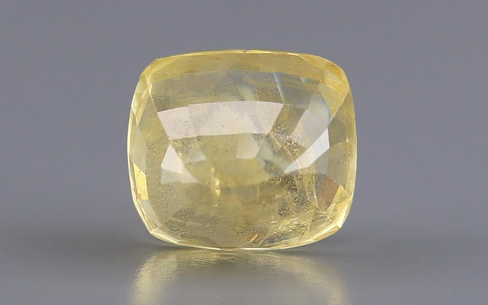Yellow Sapphire - 4.84 Carat