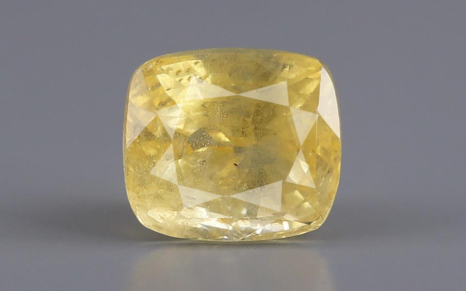 Yellow Sapphire - 4.84 Carat