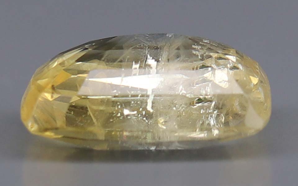 Yellow Sapphire - 7.02 Carat