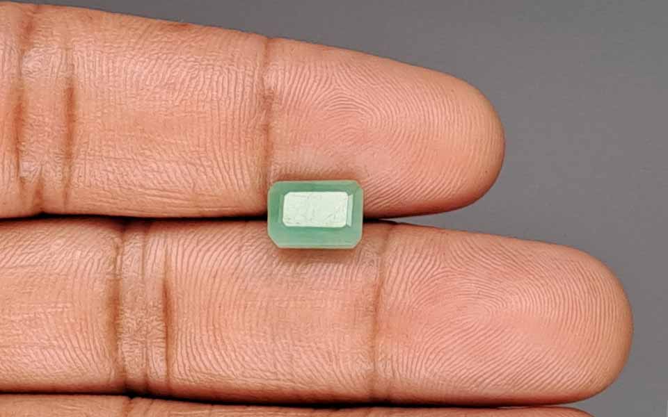 Emerald - 2.58 Carat