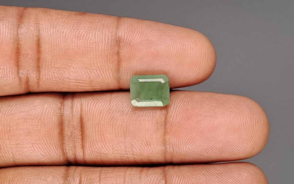 Emerald - 2.42 Carat