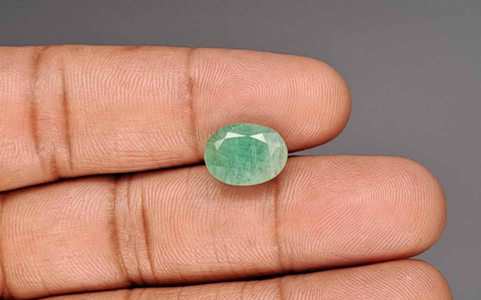 Emerald - 4.24 Carat