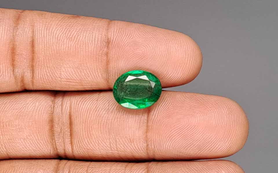 Emerald - 3.94 Carat