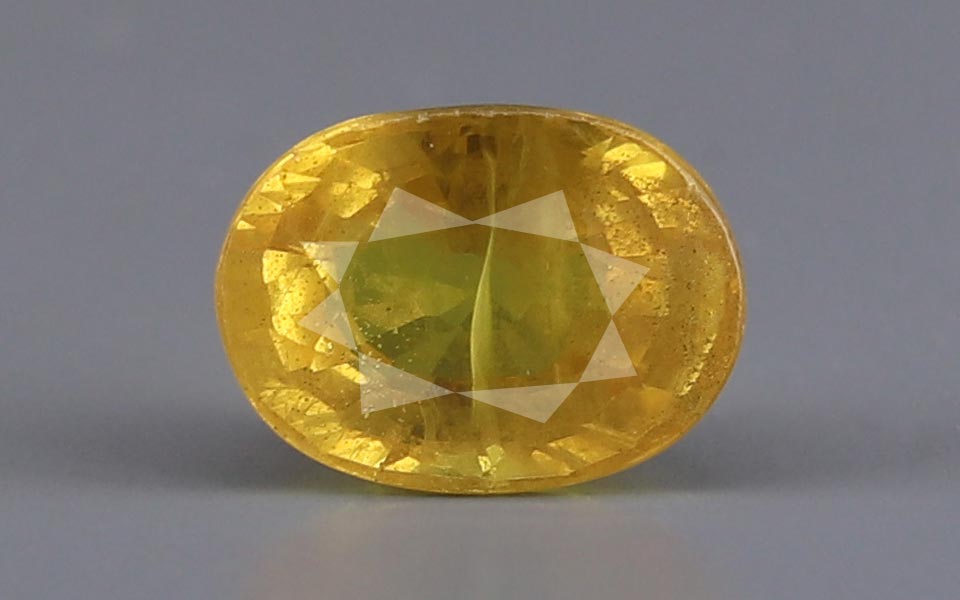 Yellow Sapphire - 4.55 Carat