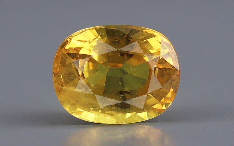 Yellow Sapphire - 2.71 Carat