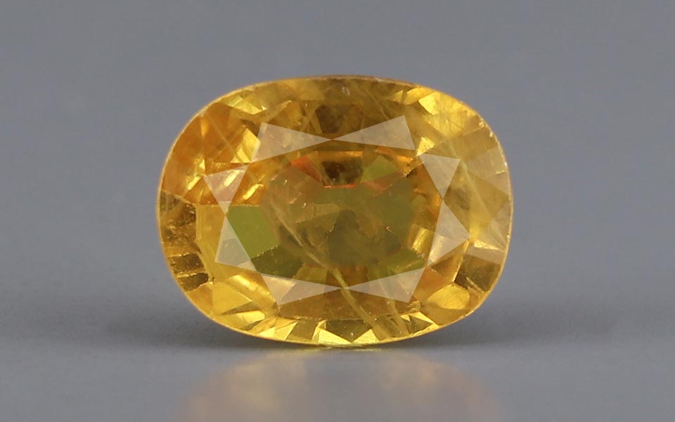 Yellow Sapphire - 4.30 Carat