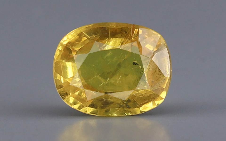 Yellow Sapphire - 3.56 Carat