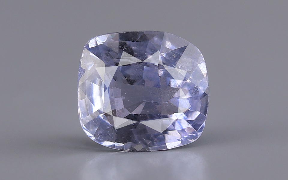 Blue Sapphire - 3.61 Carat