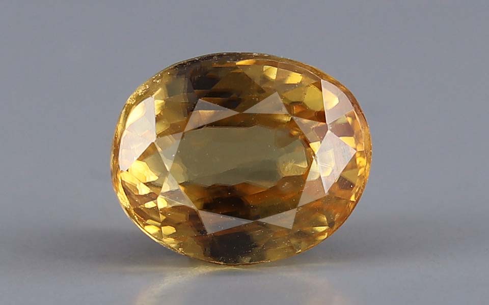 Yellow Zircon - 7.27 Carat