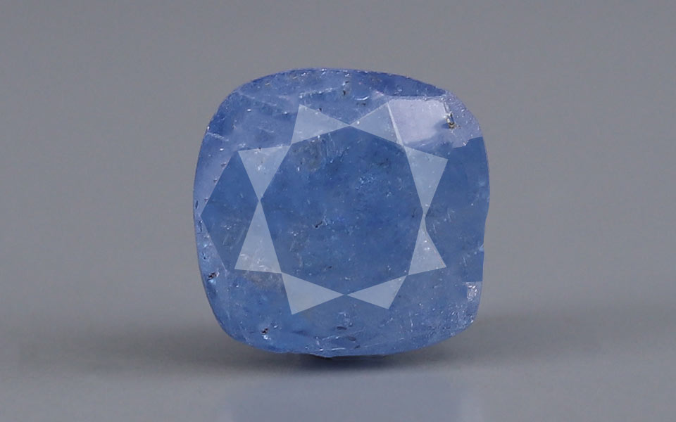 Blue Sapphire - 3.28 Carat