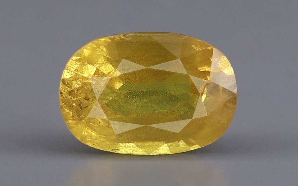 Yellow Sapphire - 3.66 Carat