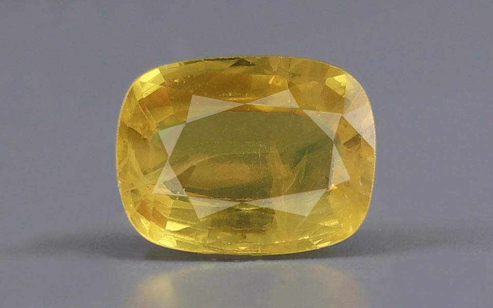 Yellow Sapphire - 3.98 Carat