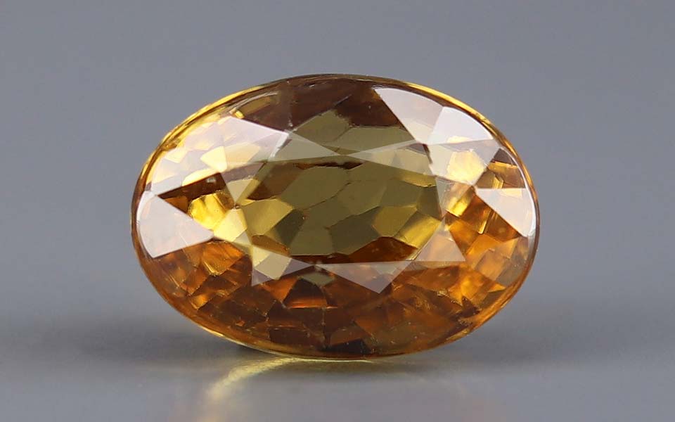 Yellow Zircon - 6.90 Carat