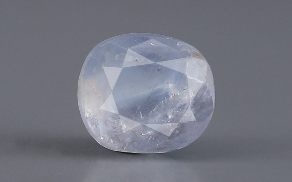 Blue Sapphire - 4.04 Carat