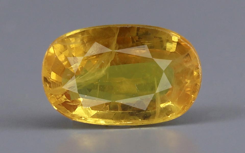 Yellow Sapphire - 4.26 Carat