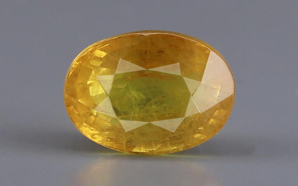 Yellow Sapphire - 4.86 Carat