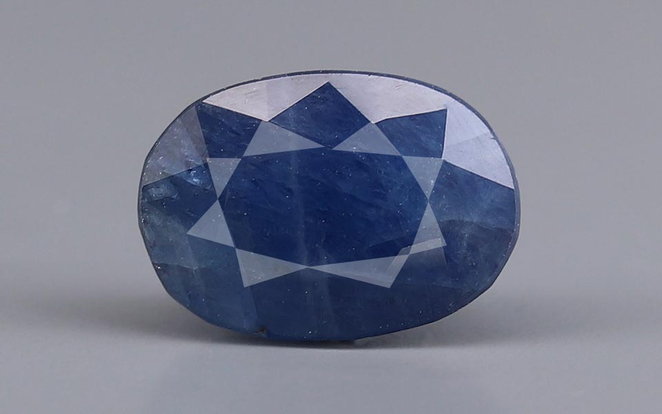 Blue Sapphire - 5.47 Carat