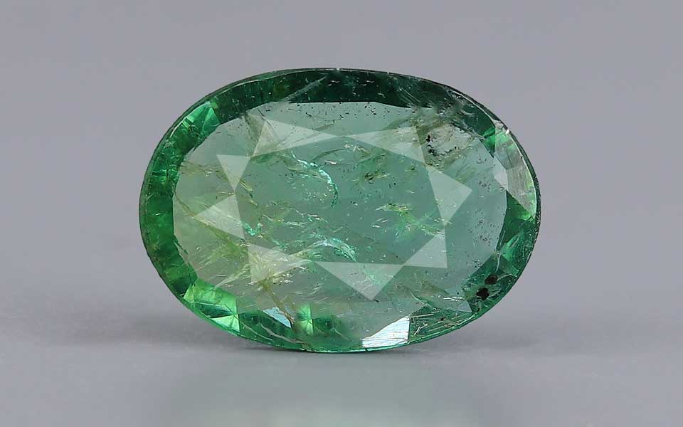 Emerald - 3.81 Carat