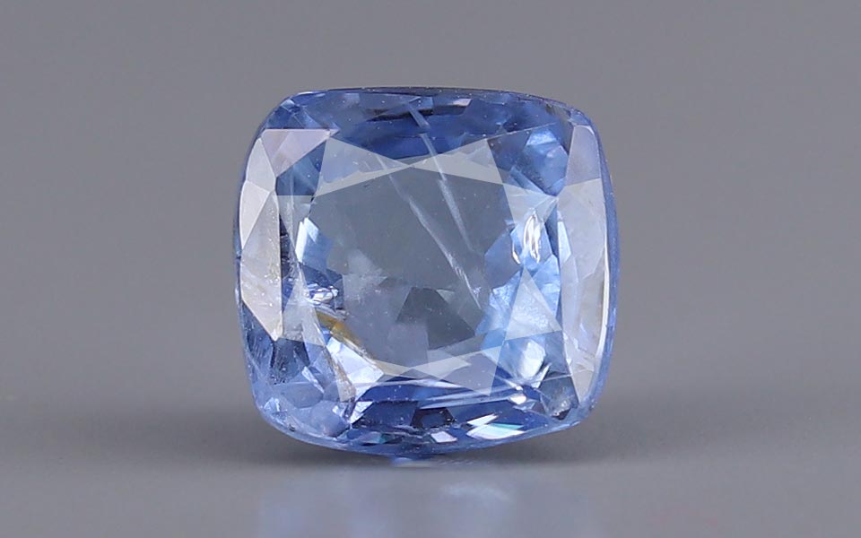 Blue Sapphire - 3.76 Carat