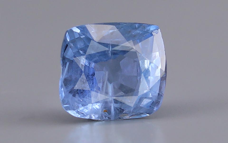 Blue Sapphire - 2.98 Carat