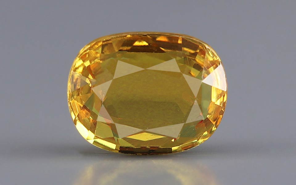Yellow Sapphire - 4.74 Carat