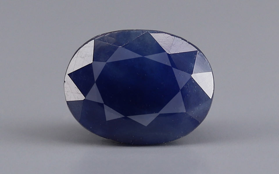 Blue Sapphire - 4.37 Carat