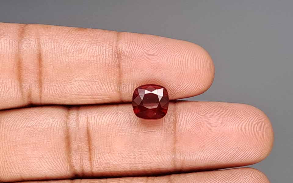 Hessonite (Gomed) -  4.16 Carat