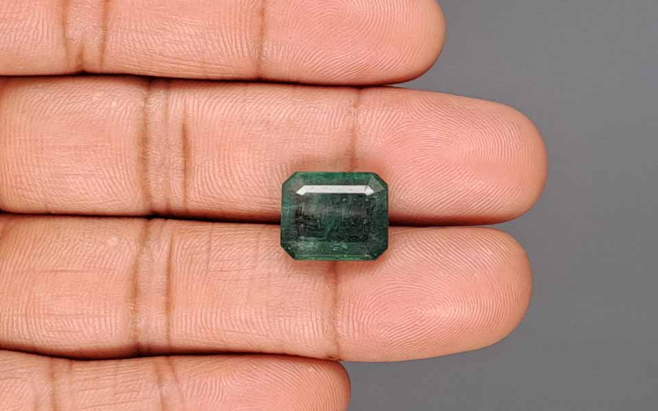 Emerald - 7.36 Carat
